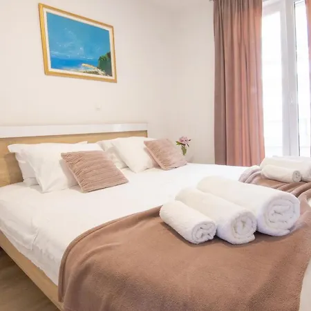 Crystal Apartment Makarska