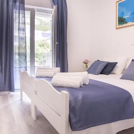 Crystal Apartman *