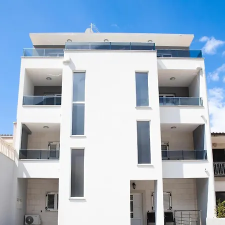 Apartment Crystal Makarska